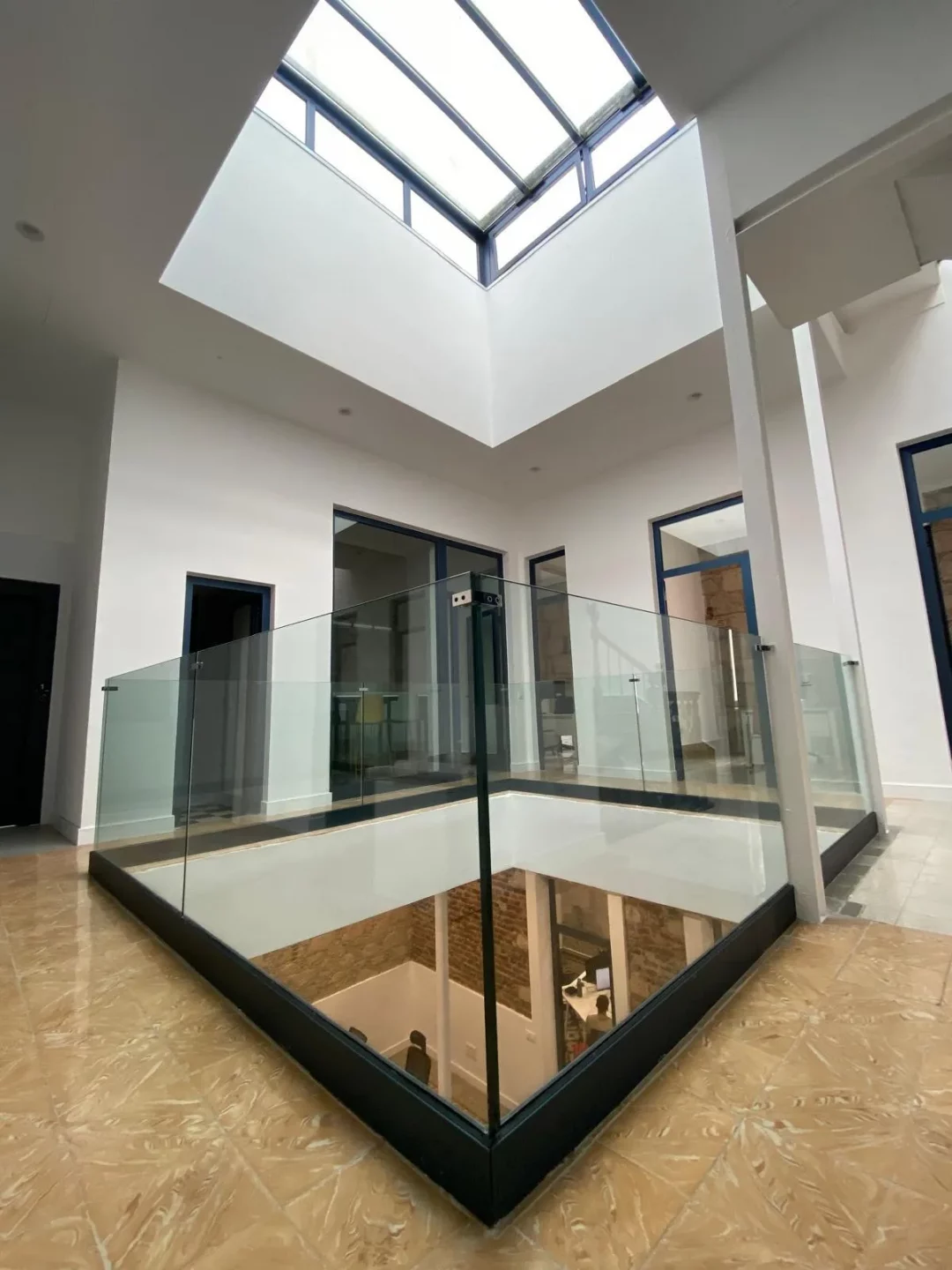 Oficinas ASIC Consultores (Murga 33)